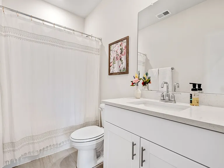 505 Silverado Ave — Photo 7