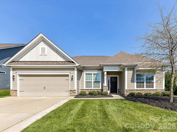 110 Eternal Dr, Mooresville, NC 28115
