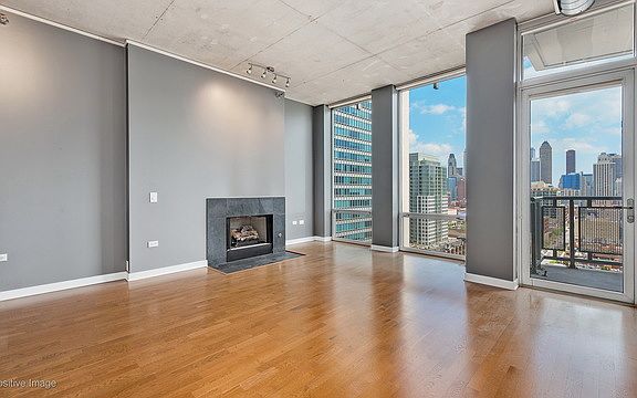 3rd image of 720 N Larrabee St APT 1503
