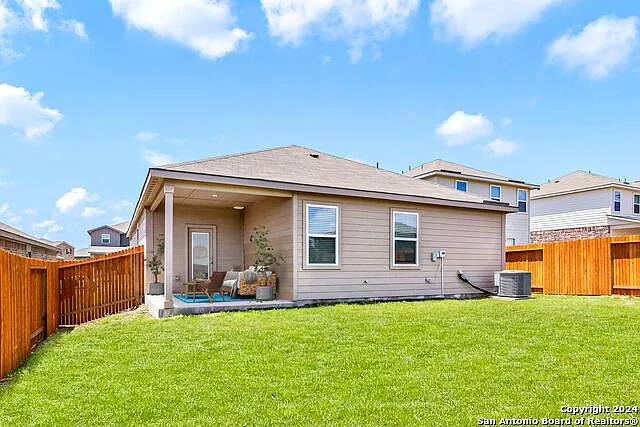 9219 Bennett Frst — Photo 23