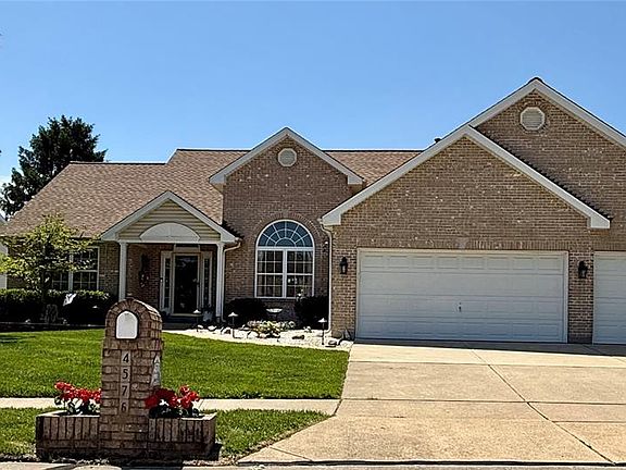 3rd image of 4576 Kerth Forest Dr