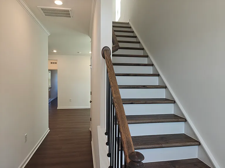709 Painted Daisy Ln — Photo 2
