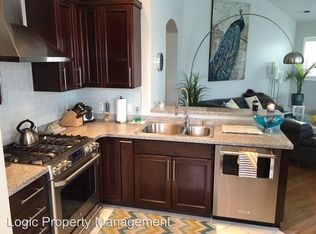 994 Courtyard Ln, Centerville, UT 84014