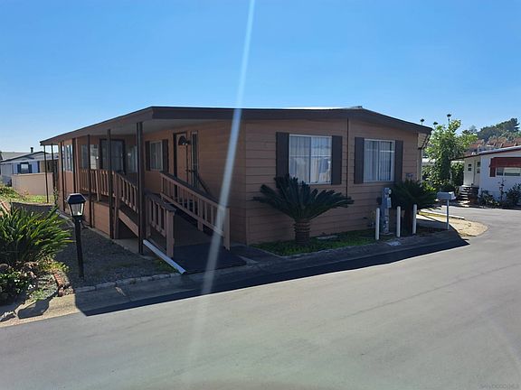 3rd image of 1010 E Bobier Dr Space 197