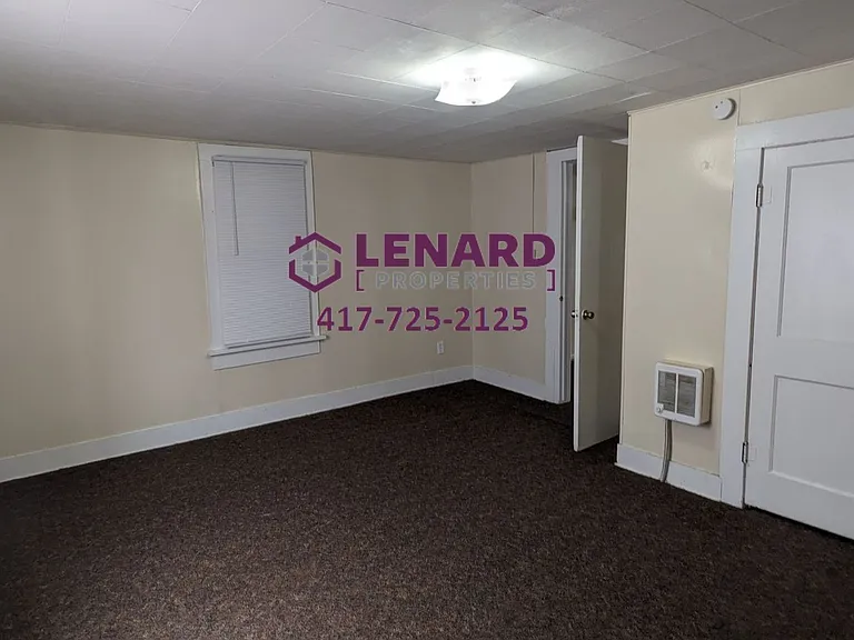 446 N Claud Ave — Photo 14