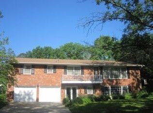 1305 Fieldcrest, Columbia, MO 65203