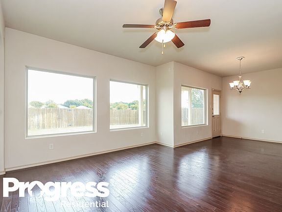 3rd image of 1229 Sierra Blanca Dr