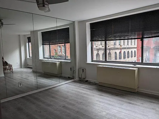 Rented by Reliance Realty of Manhattan Corp | media 5