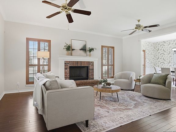 3rd image of 203 Kendall Pointe Dr