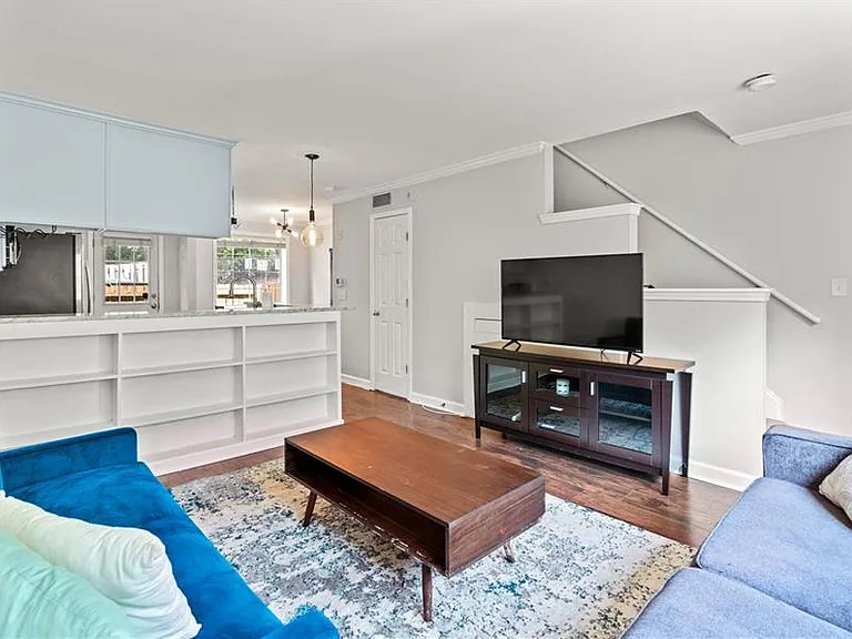 2232 Dunseath Ave NW #404 — Photo 5