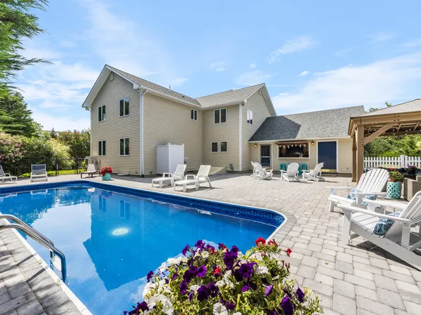 10 Fox Ridge Drive, Orleans, MA 02653