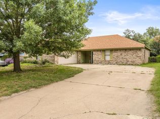 209 Prairie Wind Blvd, Stephenville, TX 76401