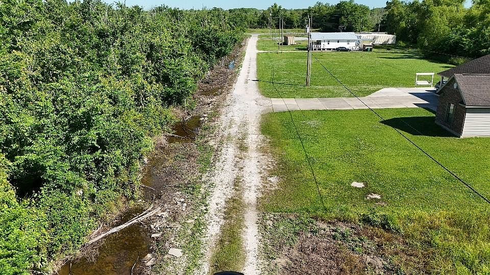 1st image of 2836 Falcon Court Rd