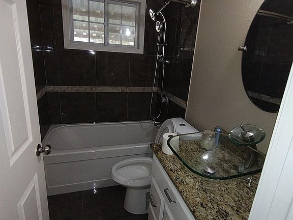 4th image of 514 Sherron Ave