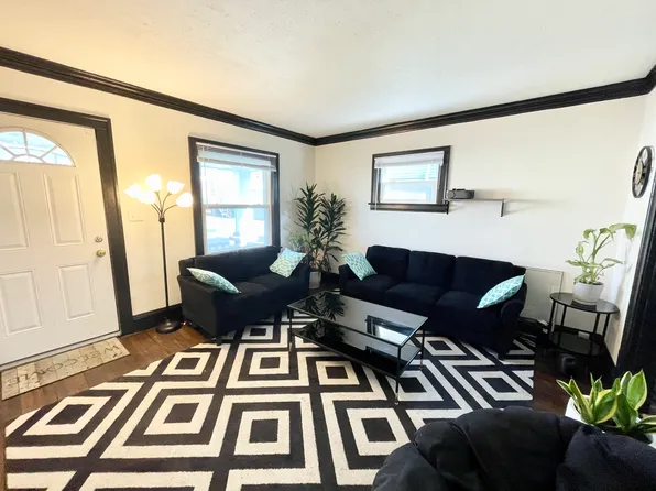 4032 E 142nd St Unit 1, Cleveland, OH 44128