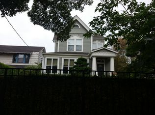 1021 1st Ave W, Seattle, WA 98119
