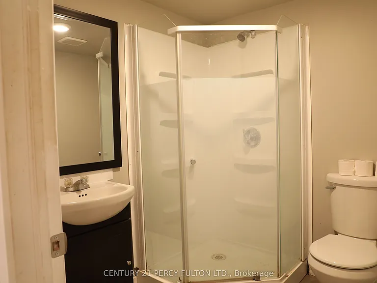24 Flower St #BASEMENT — Photo 13