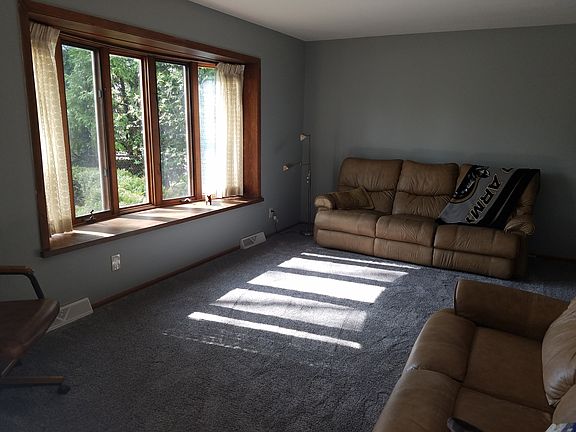 Living Room w/Bow Window