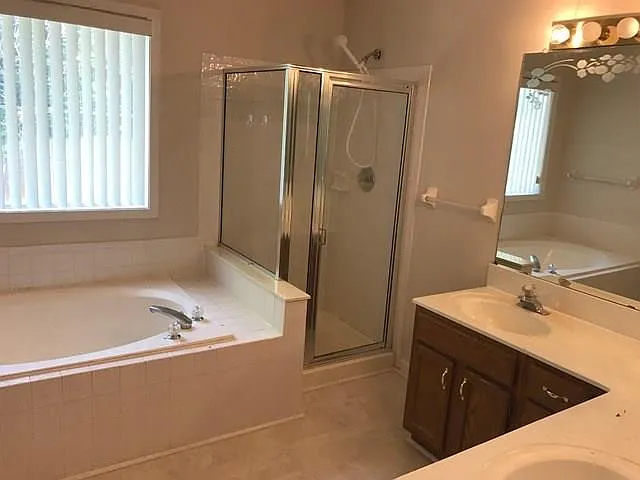 615 Manor Glen Dr — Photo 6