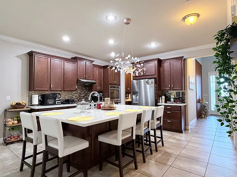 2916 Chantilly Ave — Photo 10