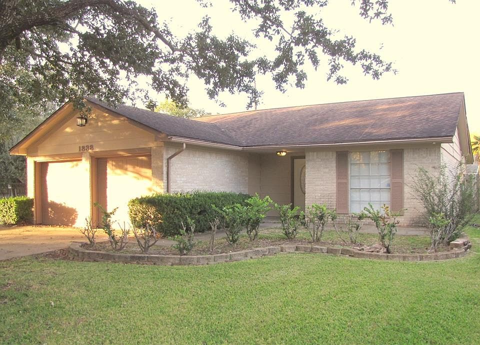 1st image of 1838 Flamingo Dr