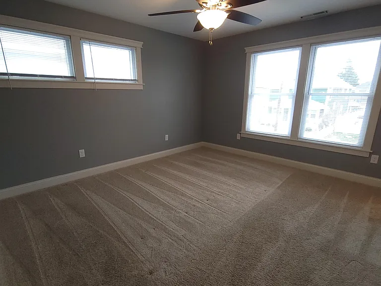 3123 Broadway St — Photo 43