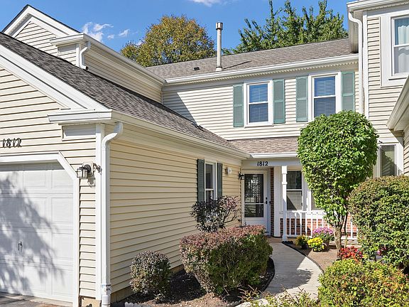 2nd image of 1812 Pebble Beach Cir