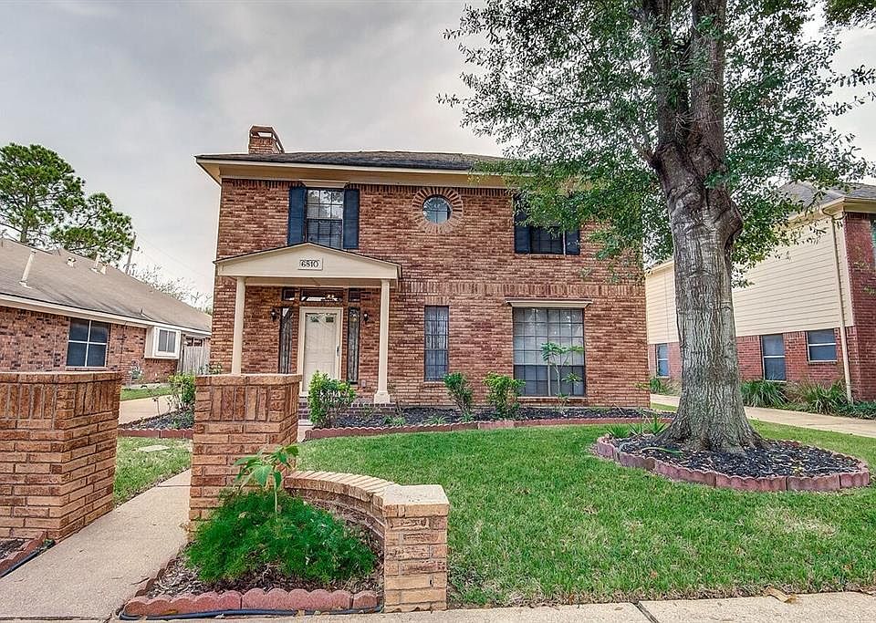 1st image of 6810 Hertford Park Dr