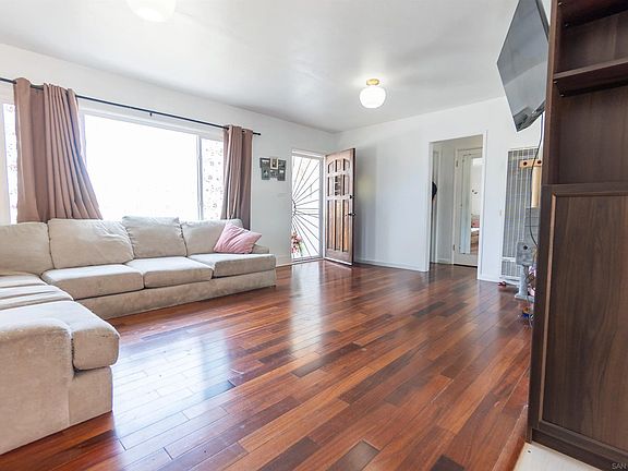 4th image of 4654-56 Blackfoot Ave