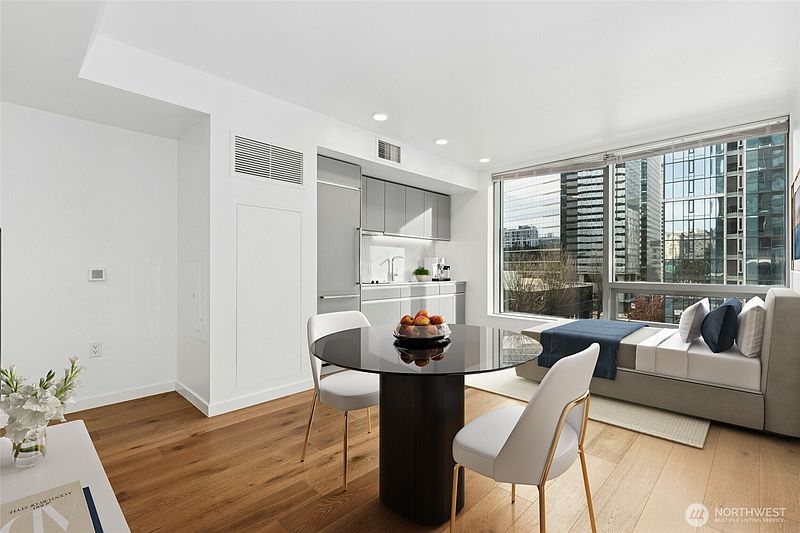 5th image of 1808 Minor Avenue #500