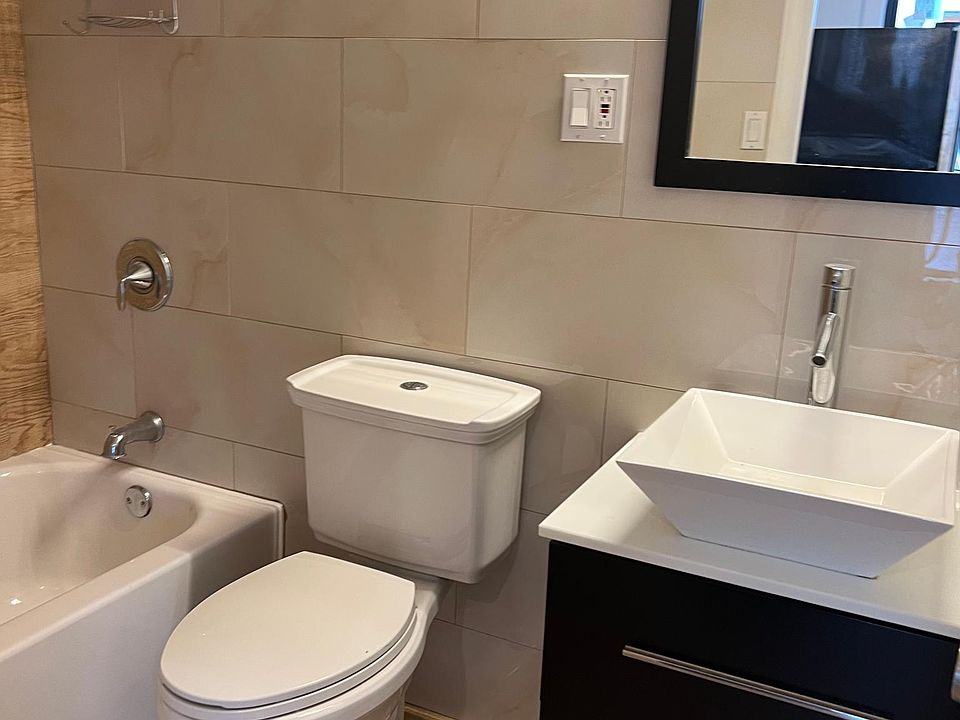 2nd image of 103 Ferry St APT 6