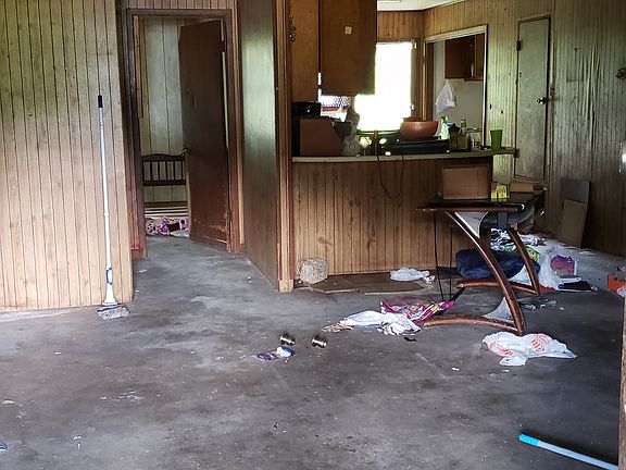 2nd image of 5031 N Century Blvd