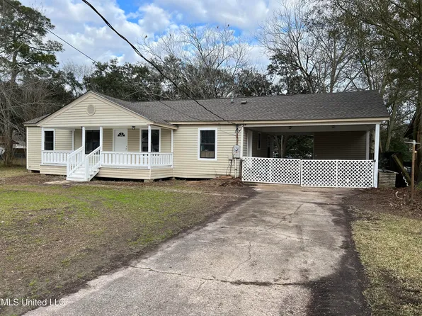 2214 12th St, Pascagoula, MS 39567