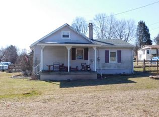 1913 Friedensburg Rd, Reading, PA 19606