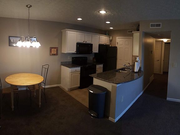 3rd image of 5656 Cypress Chase