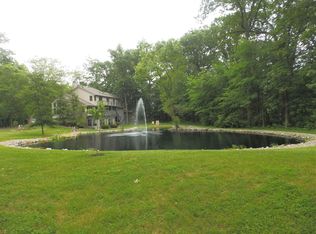 1802 Hathaway Rd, Fort Wayne, IN 46845