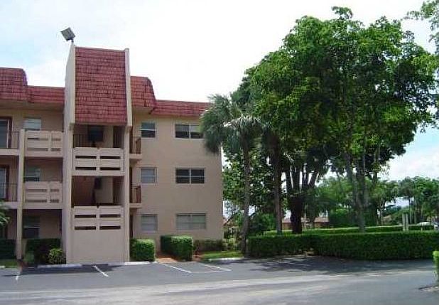 1st image of 14790 Bonaire Blvd APT 211