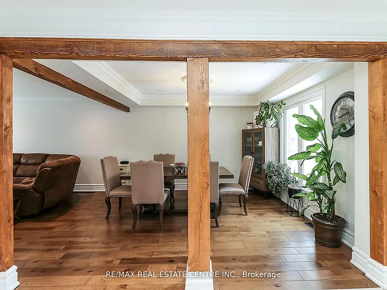 39 Cardinal St — Photo 3