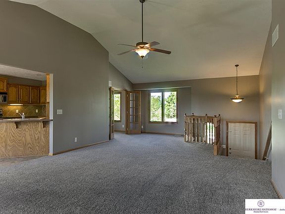 5th image of 1901 Savannah Dr