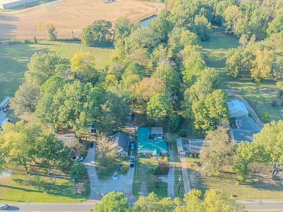 3rd image of 205 Bolivar Hwy
