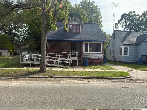 2232 Sanford St, Muskegon Heights, MI 49444