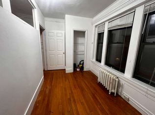 452 Park Dr APT 2E, Boston, MA 02215