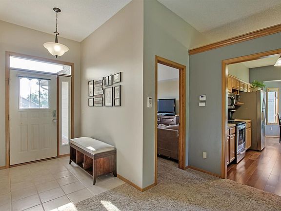 3rd image of 2015 N Northridge St