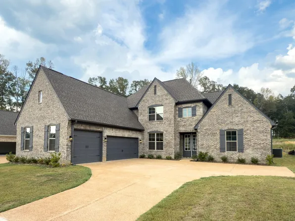 10188 Kaitlynn Rose Dr S, Lakeland, TN 38002