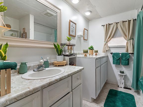 5th image of 2727 E UNIVERSITY Drive #134