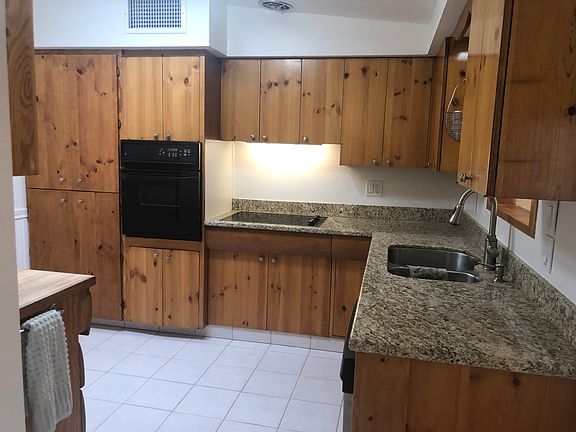Granite Counters in Kitchen