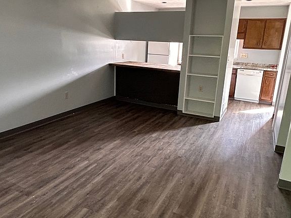 5th image of 134 Orchard Dr APT C