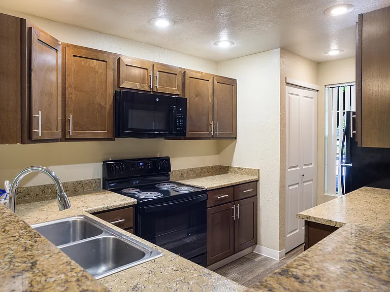 Arcadia Townhomes — Photo 7