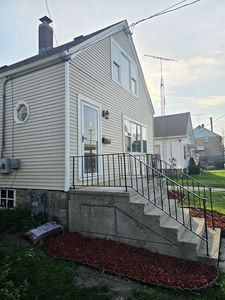 1713 12th St, Two Rivers, WI, 54241