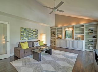 904 Augusta Dr, Moraga, CA 94556
